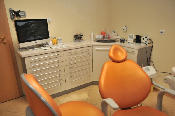 Dental Studio